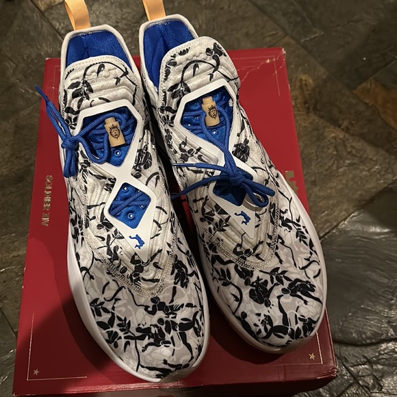 NWOT Lebron soldier 14 - Picture 2 of 4